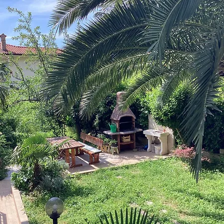 Apartment Rubinic R&b